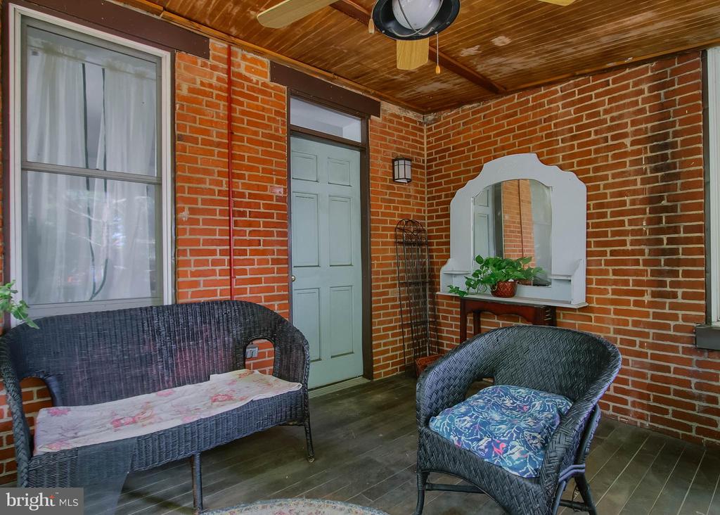 245 KELKER STREET