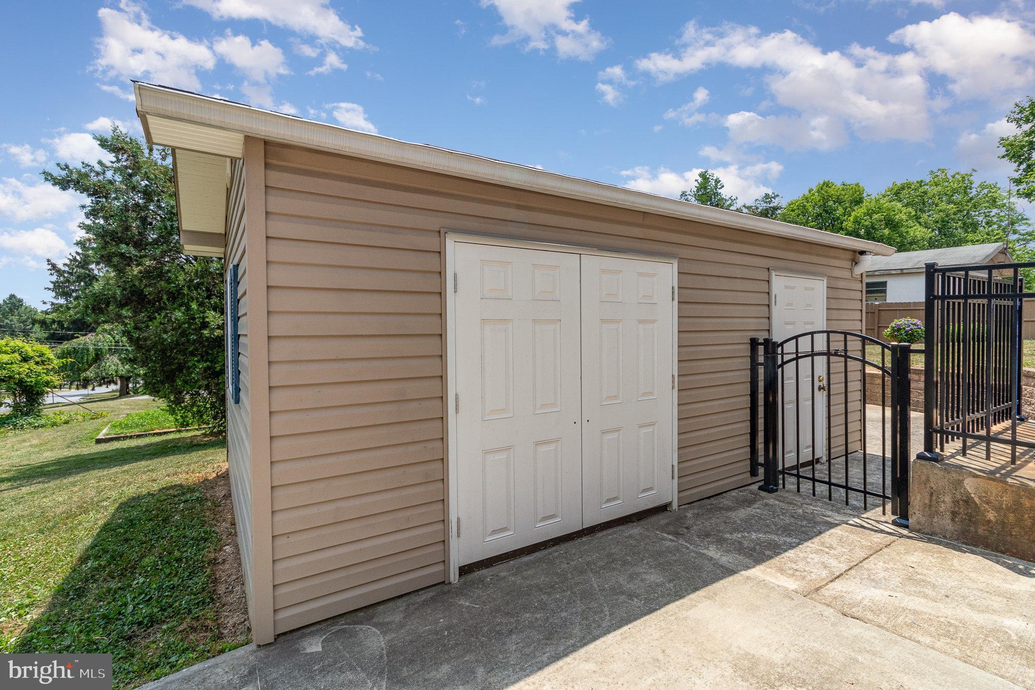 5691 CHAMBERS HILL ROAD