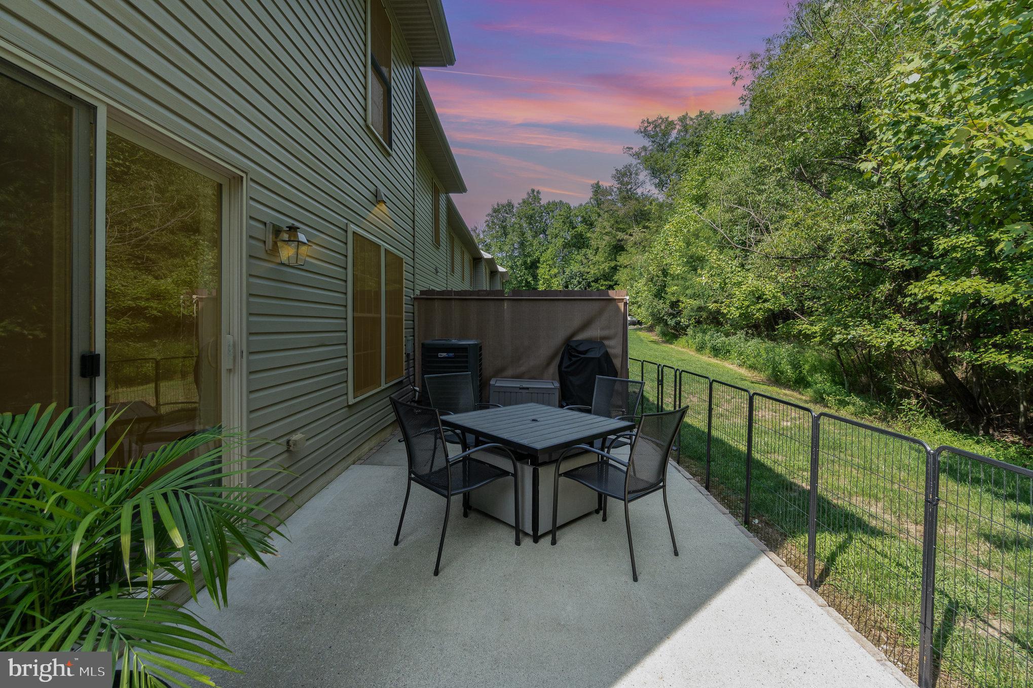 524 WOODTHRUSH COURT