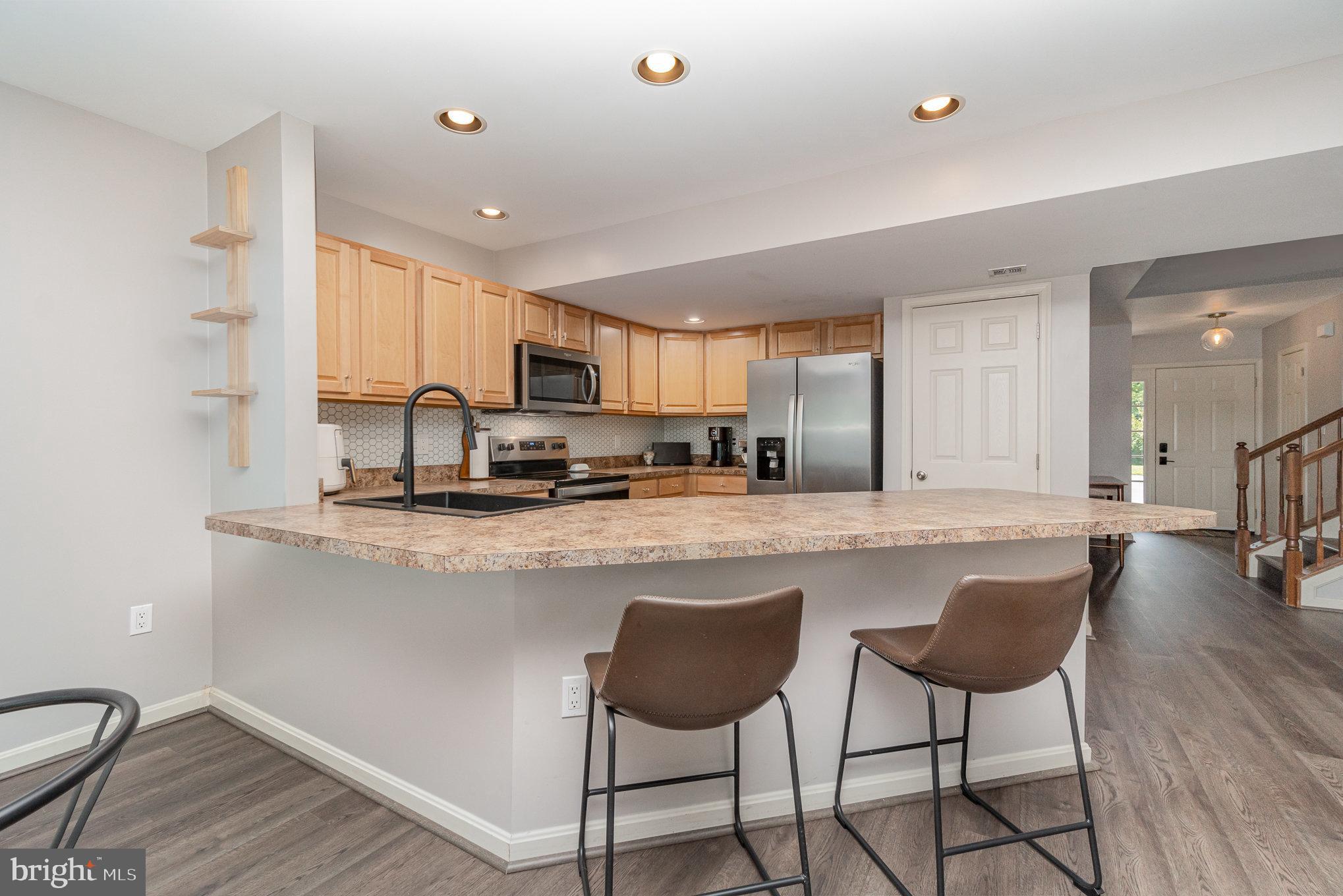 524 WOODTHRUSH COURT