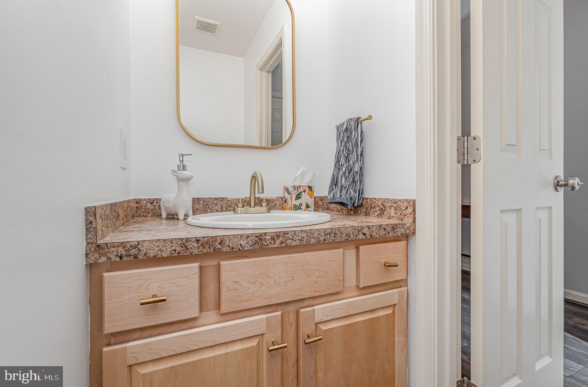 524 WOODTHRUSH COURT