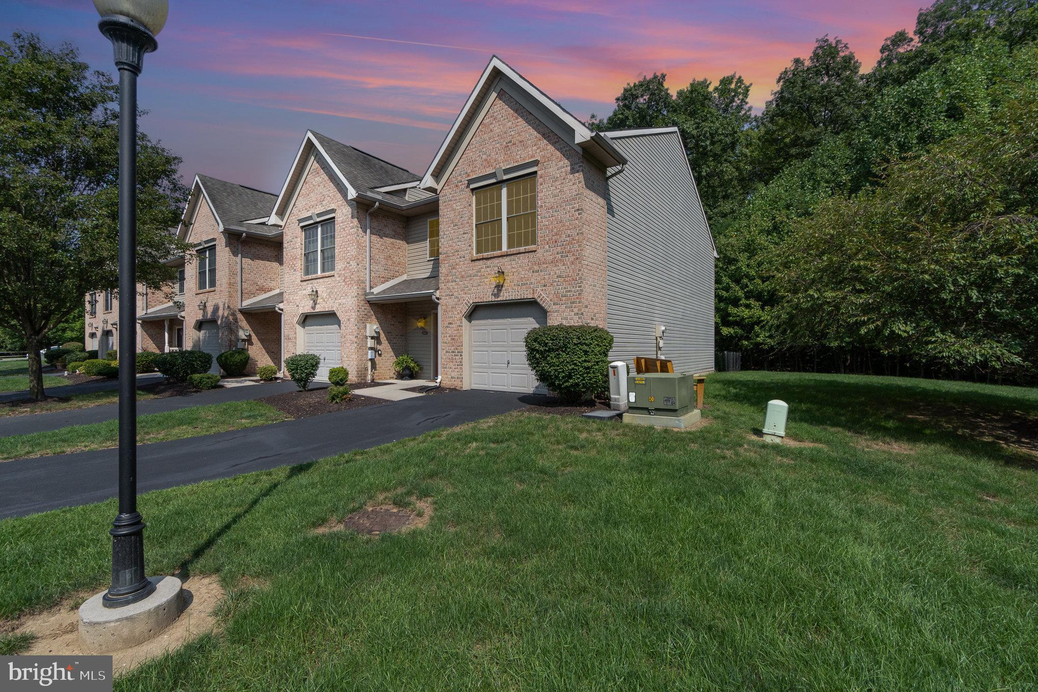 524 WOODTHRUSH COURT