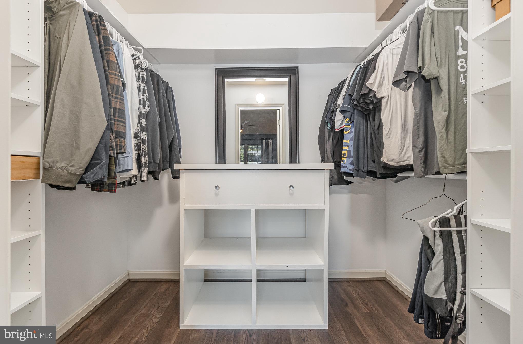 524 WOODTHRUSH COURT