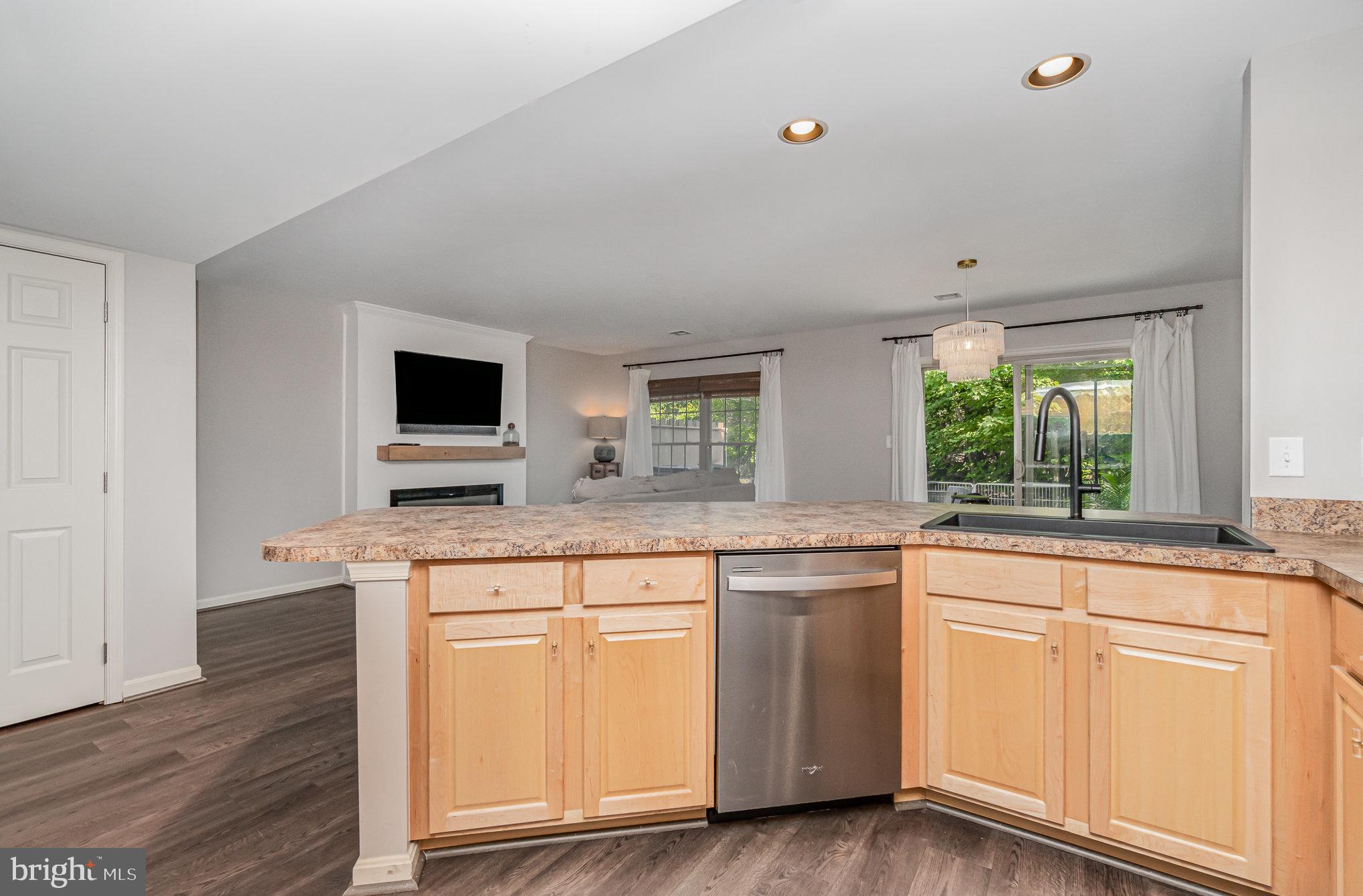 524 WOODTHRUSH COURT