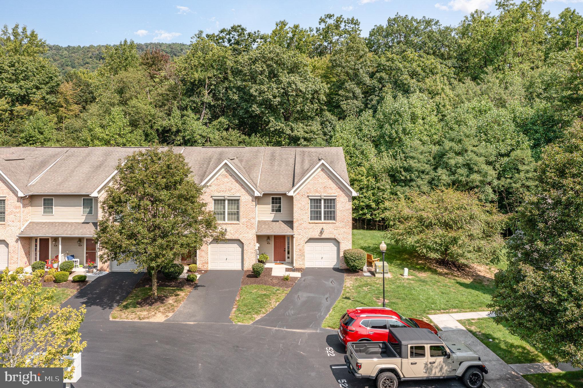 524 WOODTHRUSH COURT