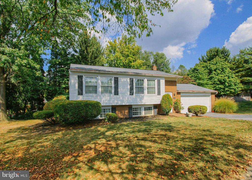 4806 WOODWARD DRIVE
