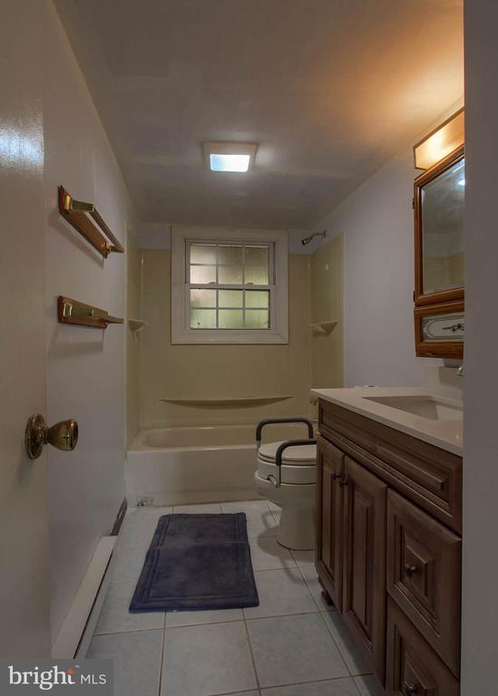 4806 WOODWARD DRIVE