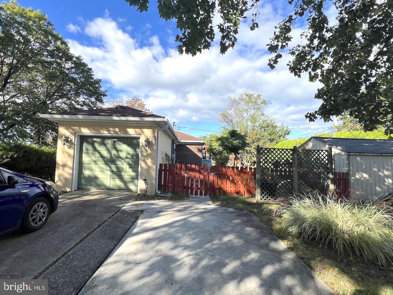 3402 CLOVERFIELD ROAD