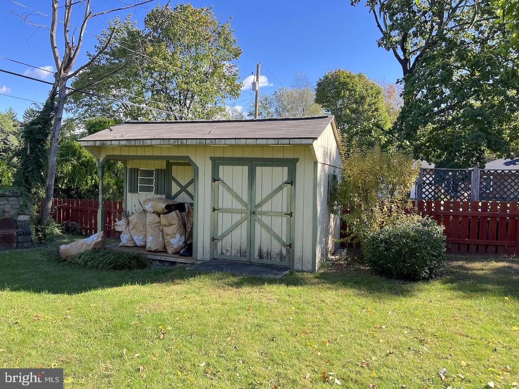 3402 CLOVERFIELD ROAD