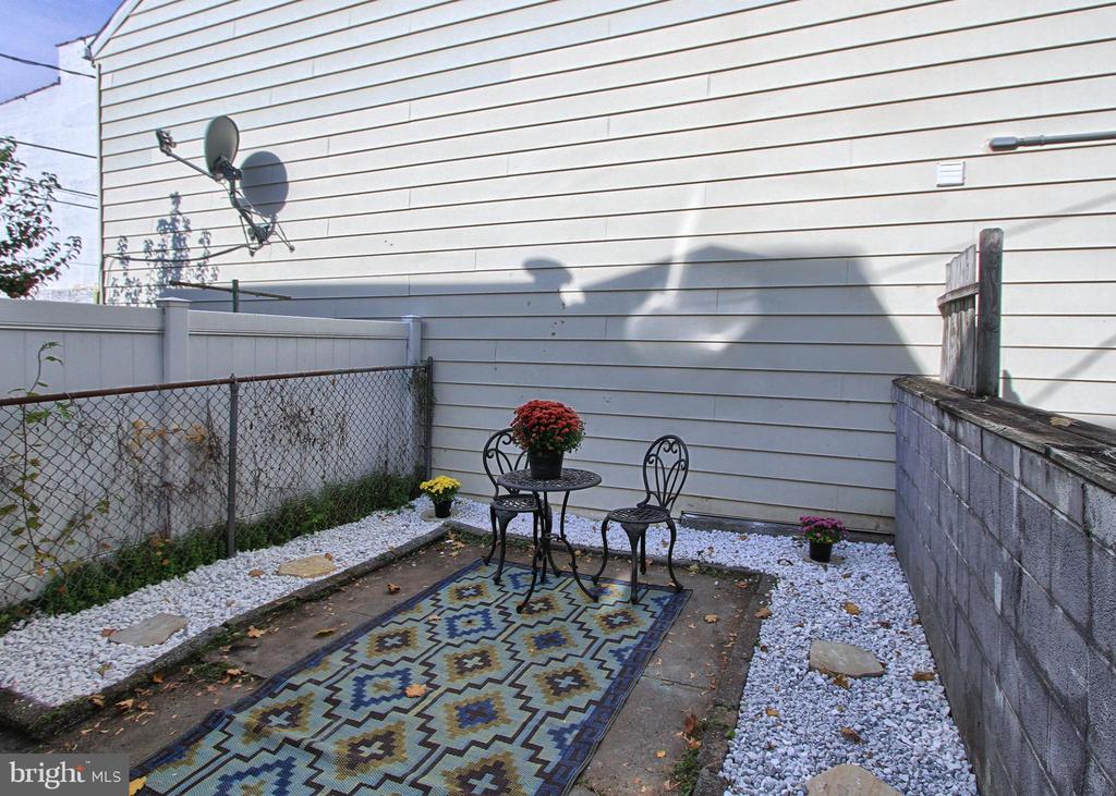 208 CALDER STREET
