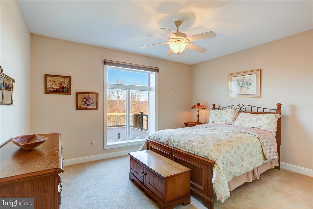 701 BLUE MOUNTAIN PARKWAY