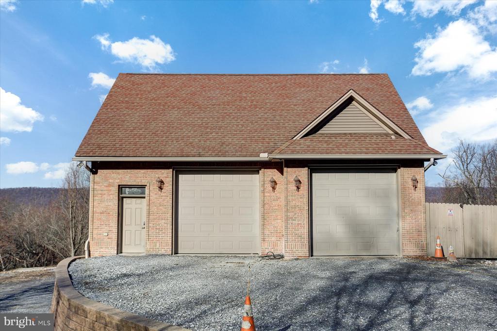 701 BLUE MOUNTAIN PARKWAY
