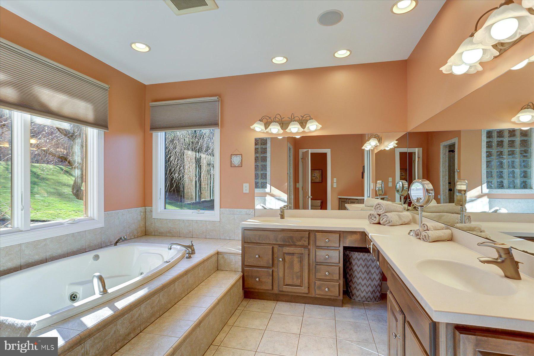 701 BLUE MOUNTAIN PARKWAY