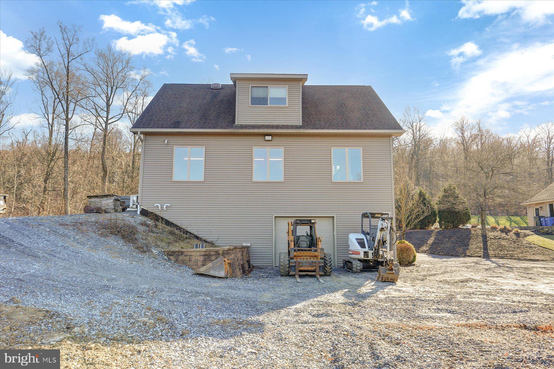 701 BLUE MOUNTAIN PARKWAY