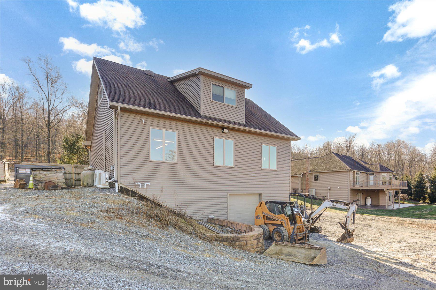 701 BLUE MOUNTAIN PARKWAY