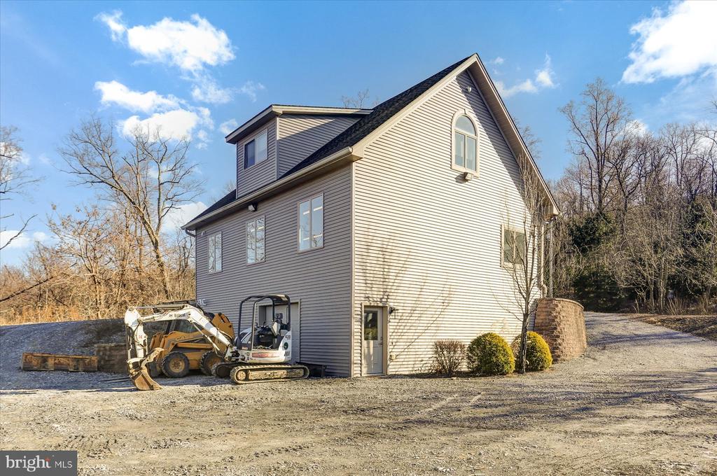 701 BLUE MOUNTAIN PARKWAY
