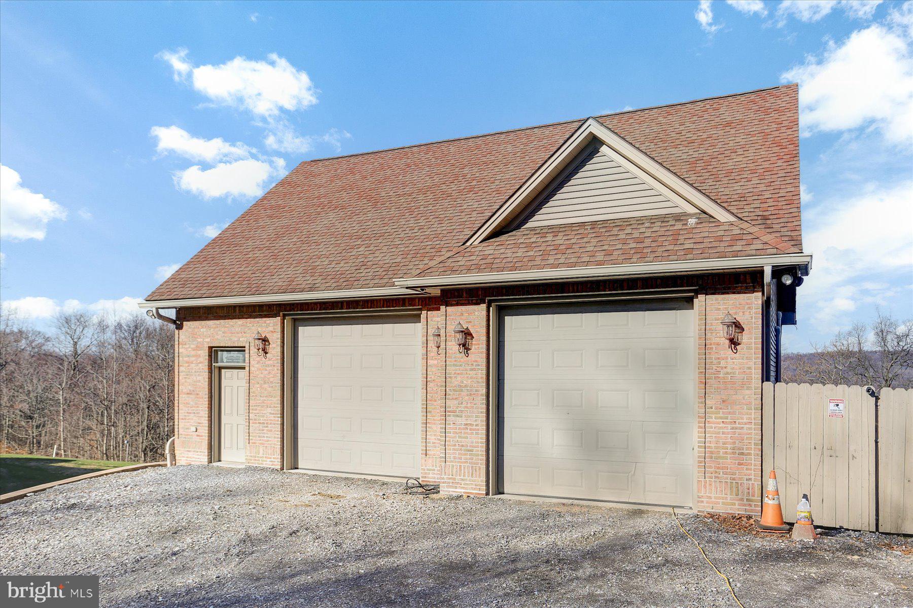 701 BLUE MOUNTAIN PARKWAY