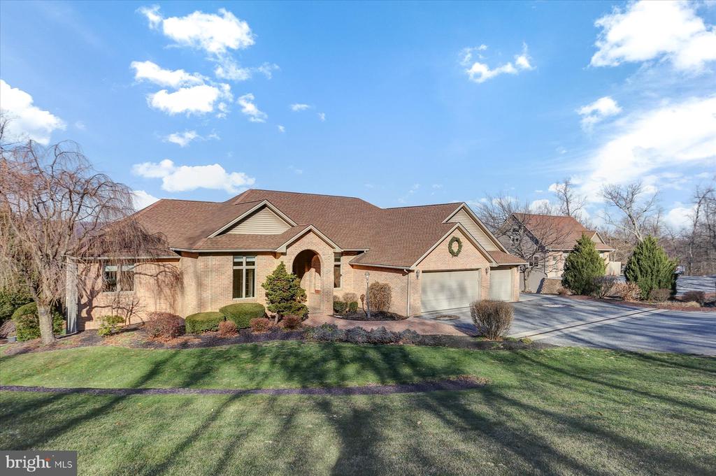701 BLUE MOUNTAIN PARKWAY