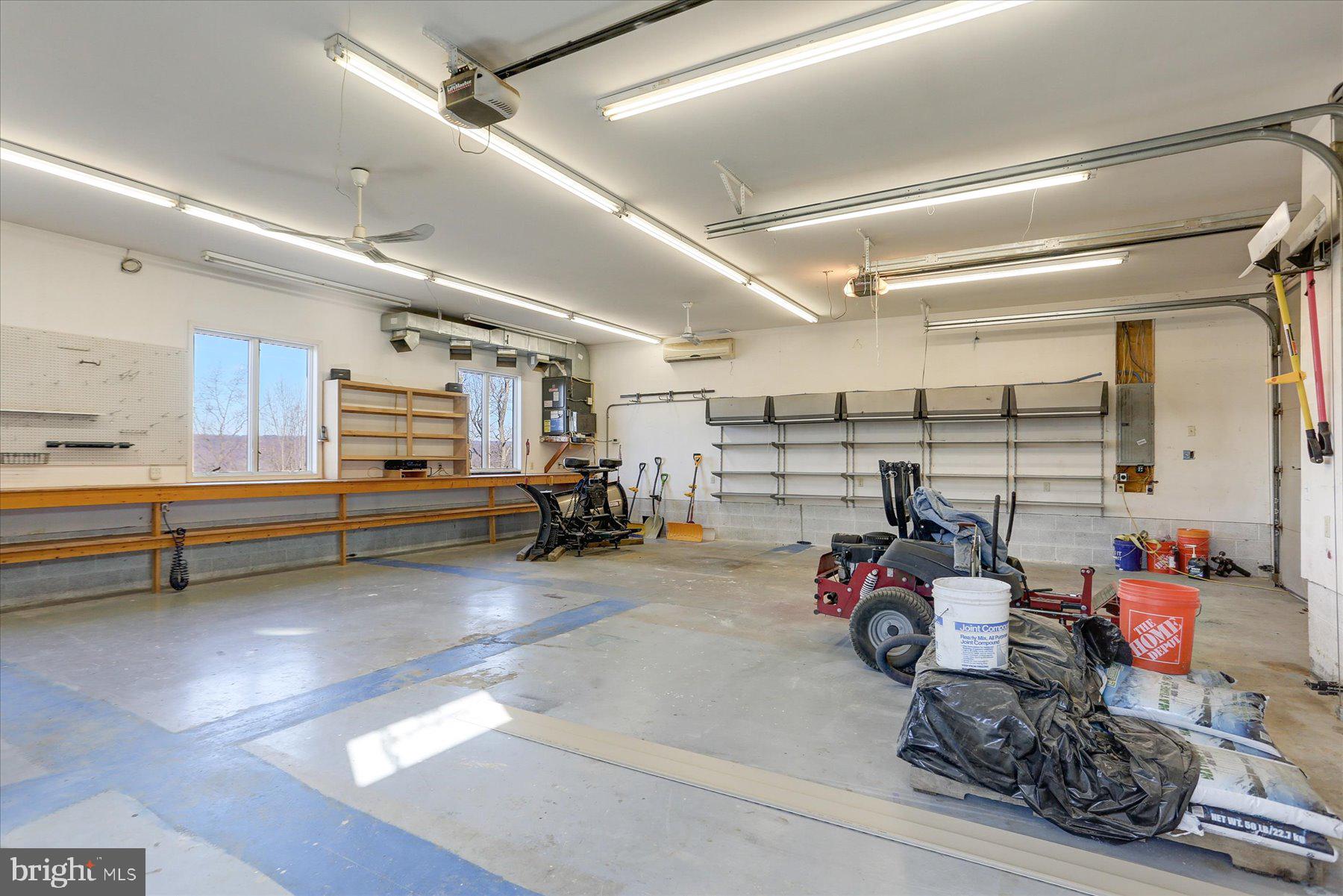 701 BLUE MOUNTAIN PARKWAY