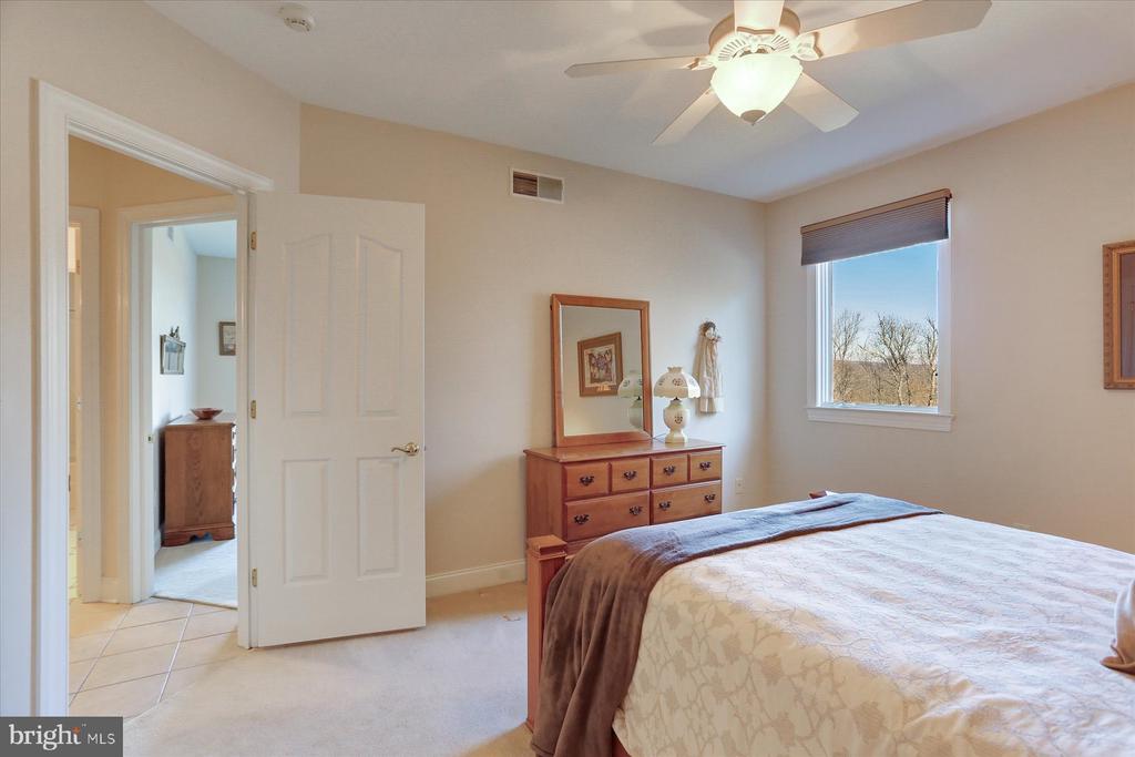 701 BLUE MOUNTAIN PARKWAY