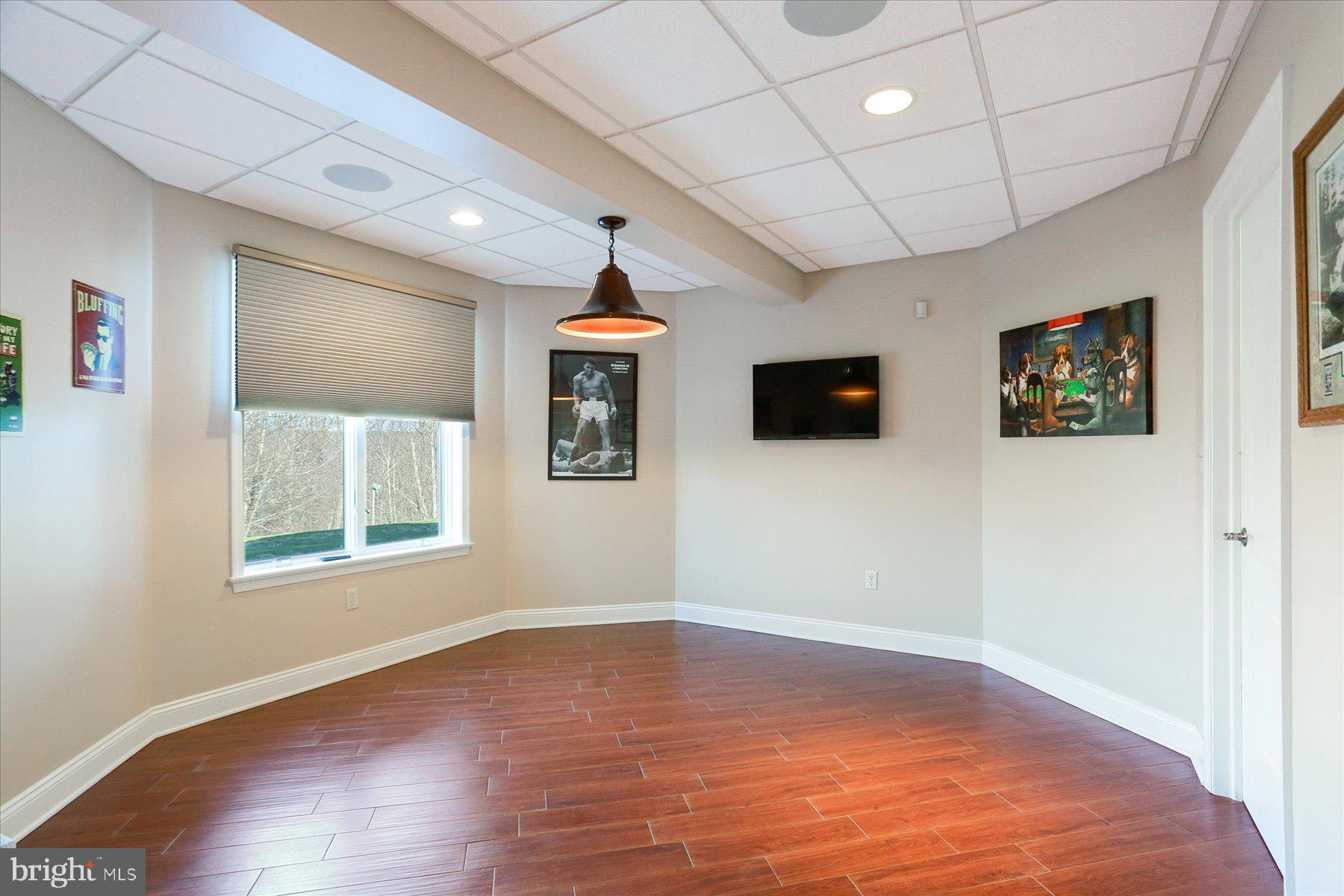 701 BLUE MOUNTAIN PARKWAY