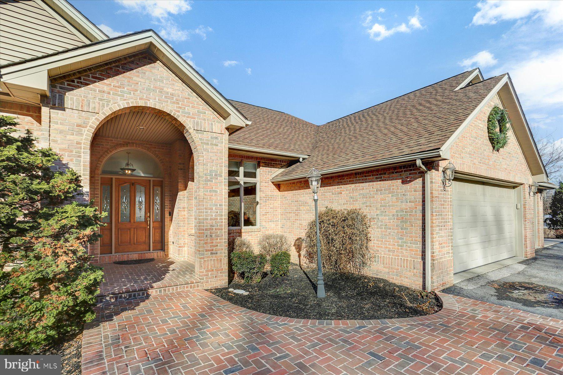 701 BLUE MOUNTAIN PARKWAY