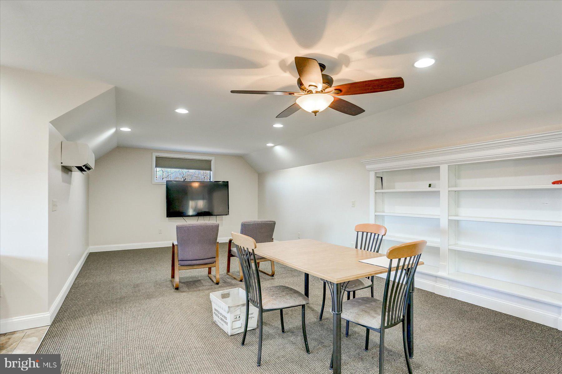 701 BLUE MOUNTAIN PARKWAY