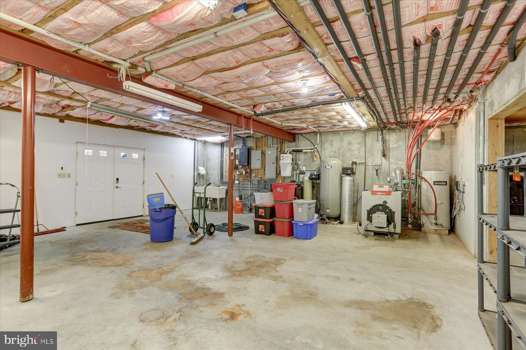 701 BLUE MOUNTAIN PARKWAY