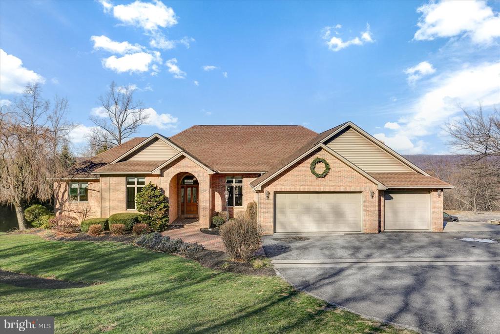 701 BLUE MOUNTAIN PARKWAY
