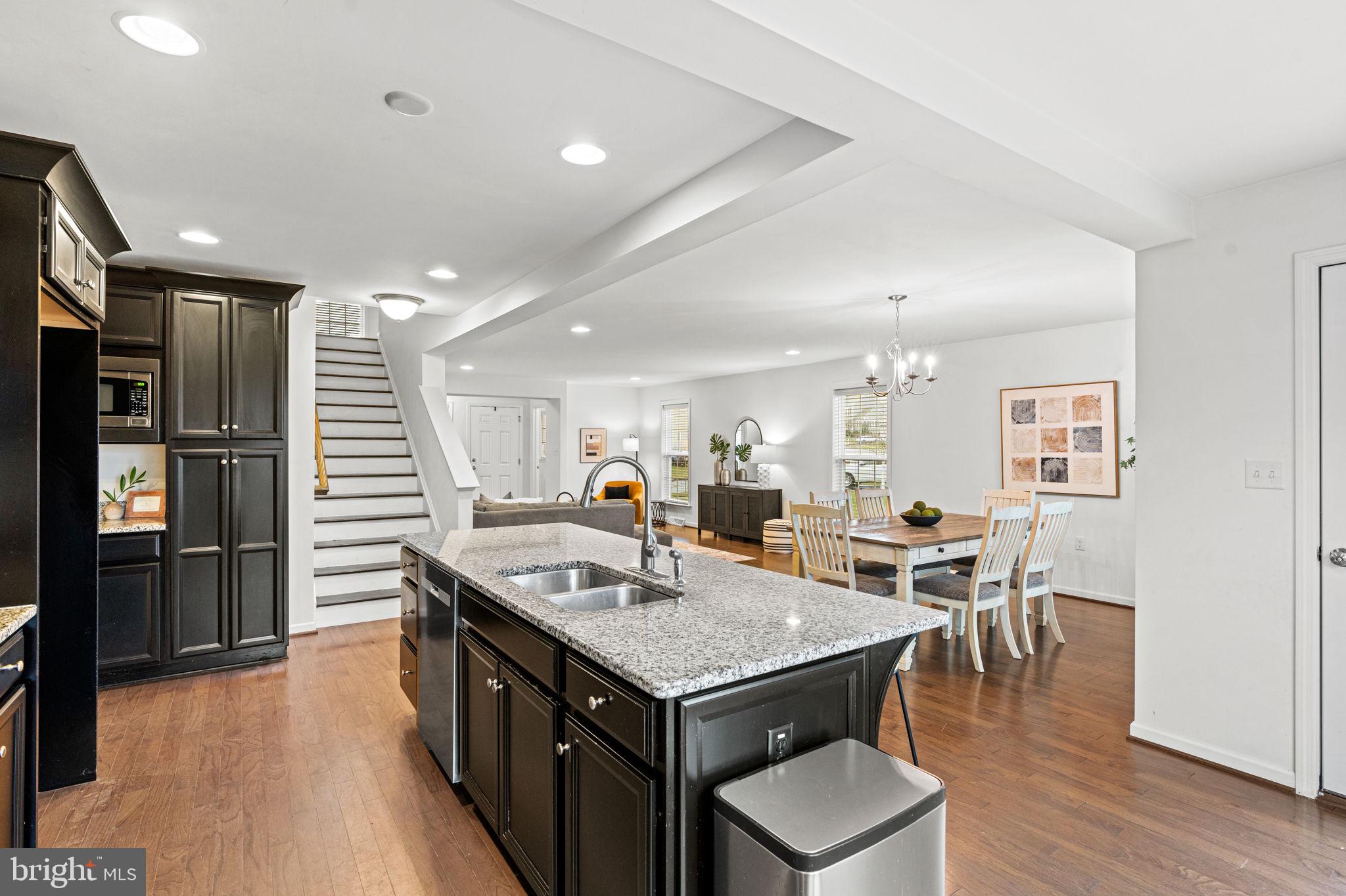 7020 BEECH TREE DRIVE