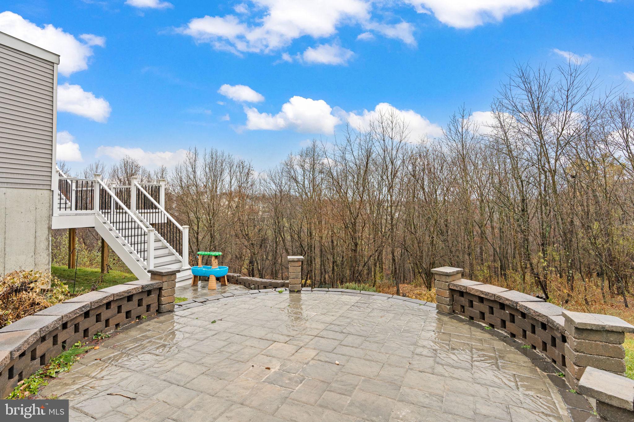 7020 BEECH TREE DRIVE