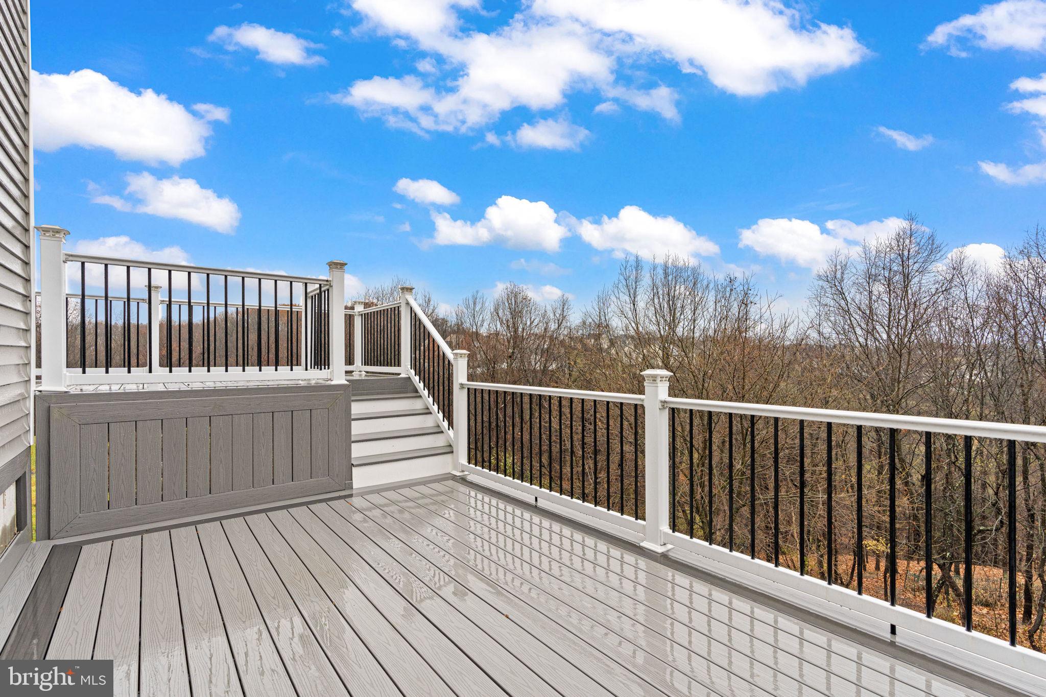 7020 BEECH TREE DRIVE