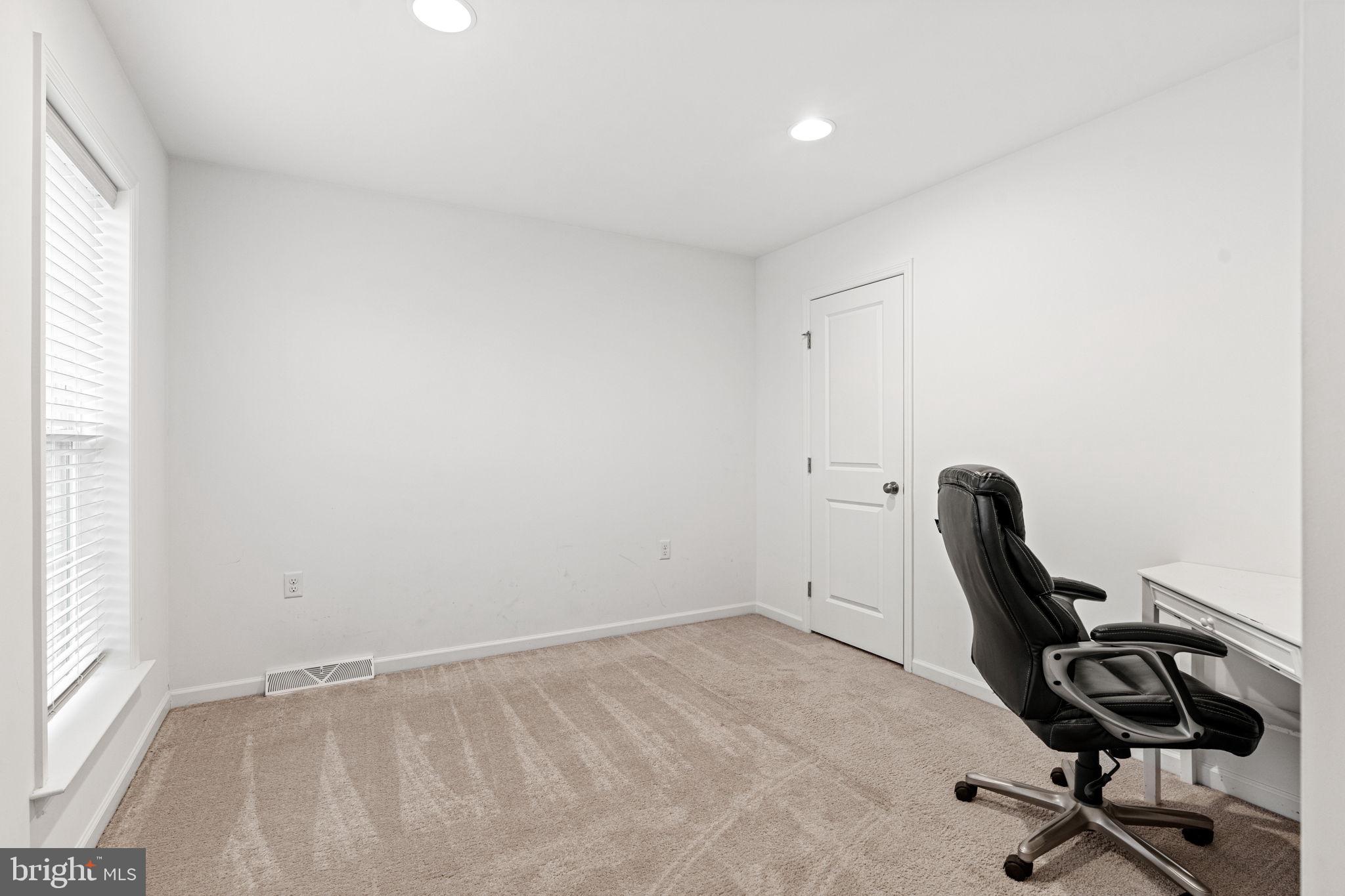 7020 BEECH TREE DRIVE