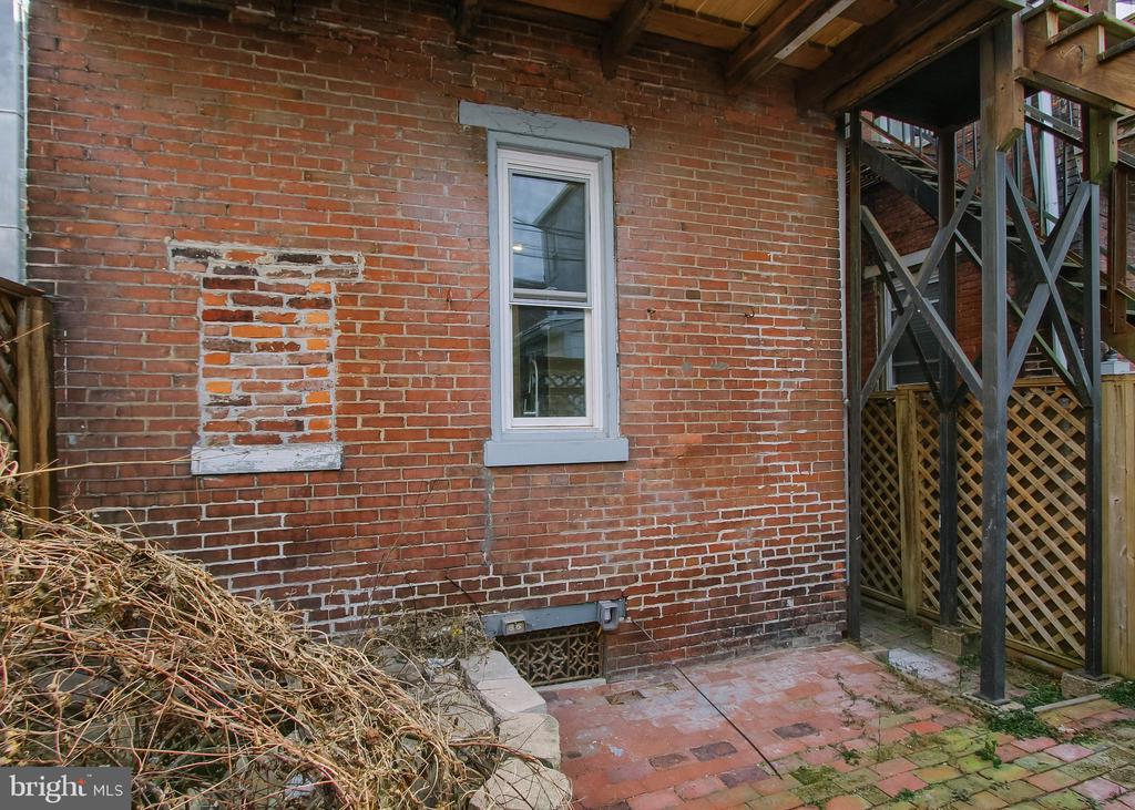 266 FORSTER STREET