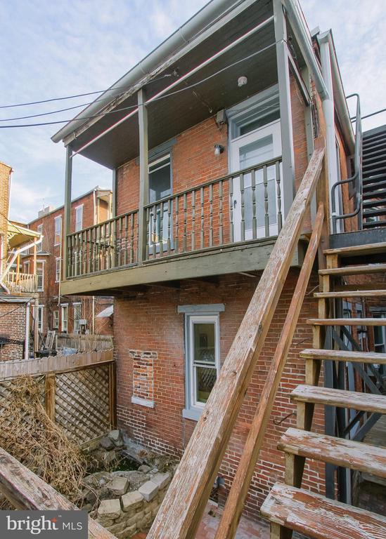 266 FORSTER STREET