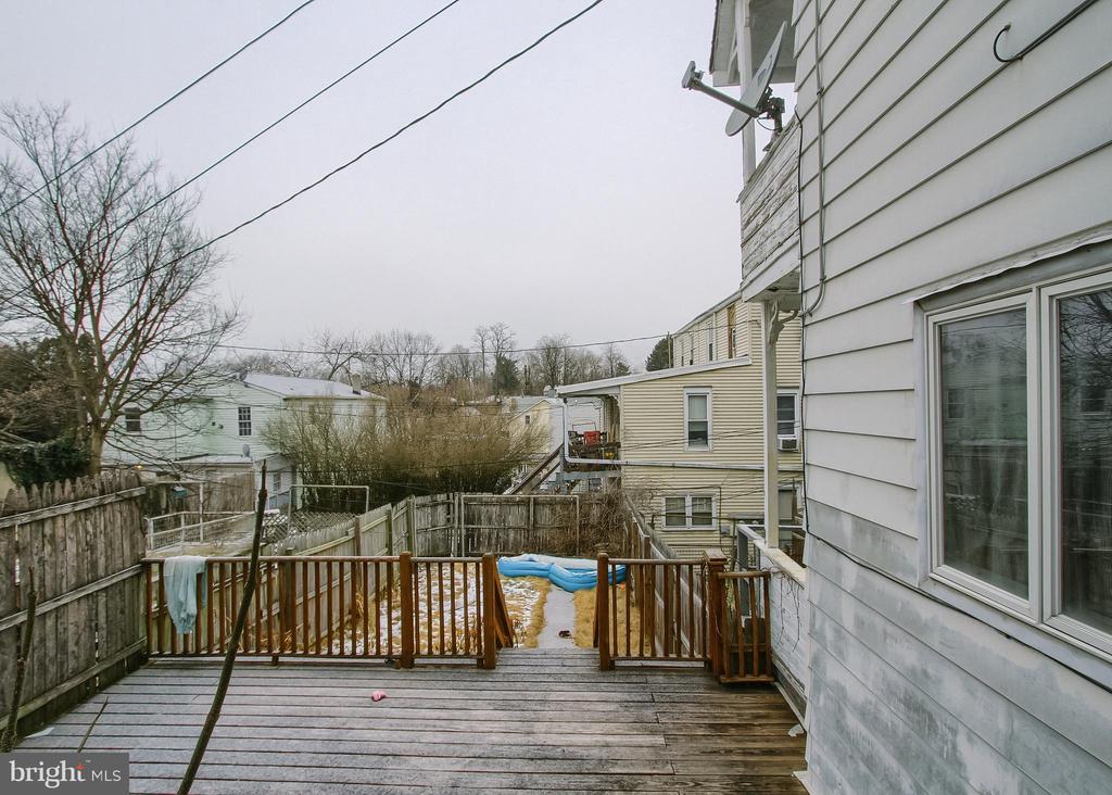 229 LOCUST STREET