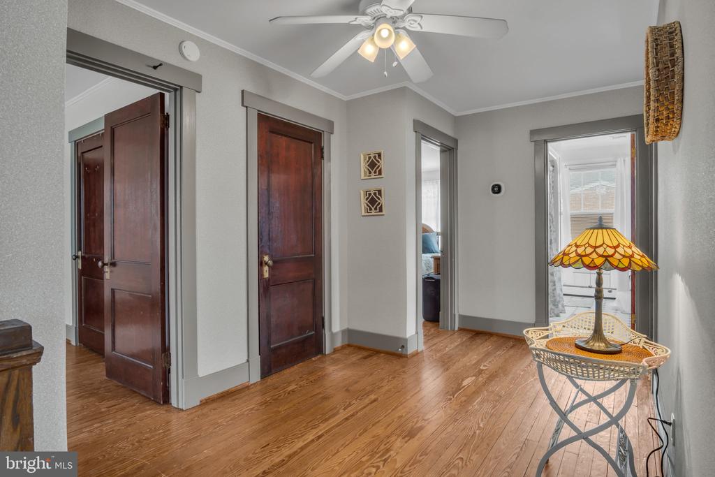 704 N 16TH STREET