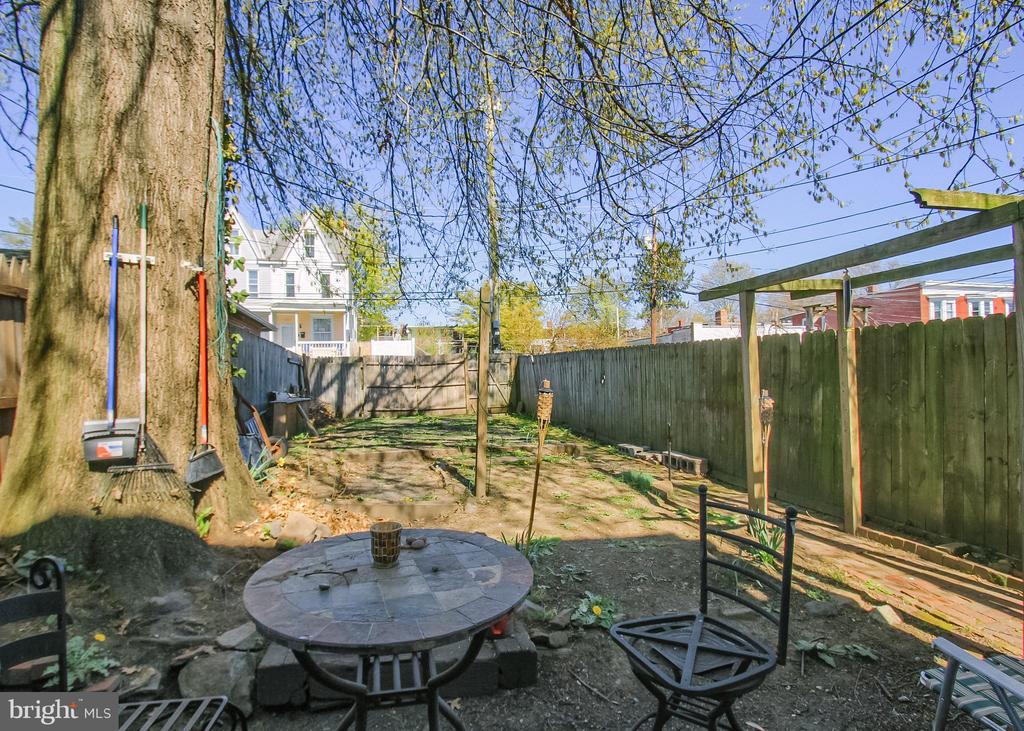2329 N 3RD STREET
