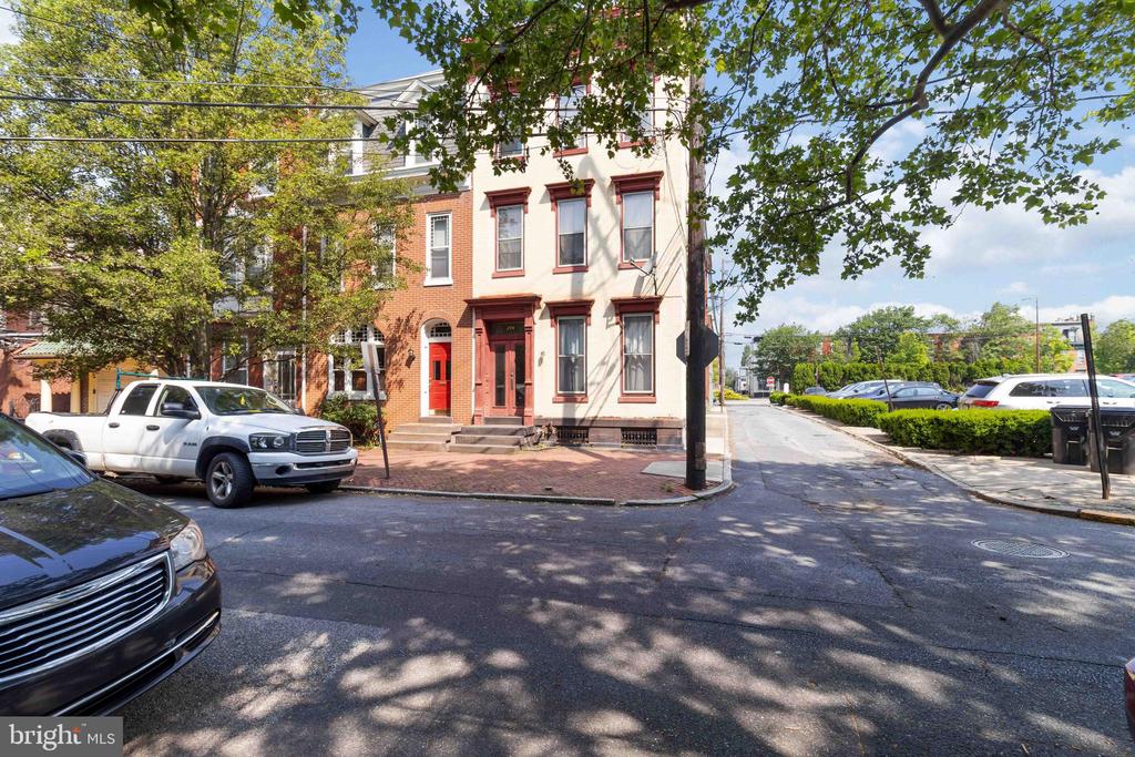 218 BRIGGS STREET