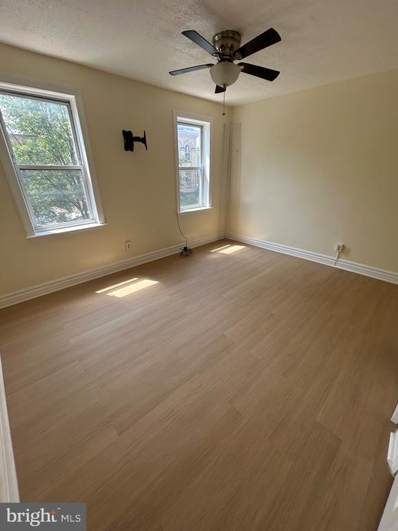 232 MUENCH STREET