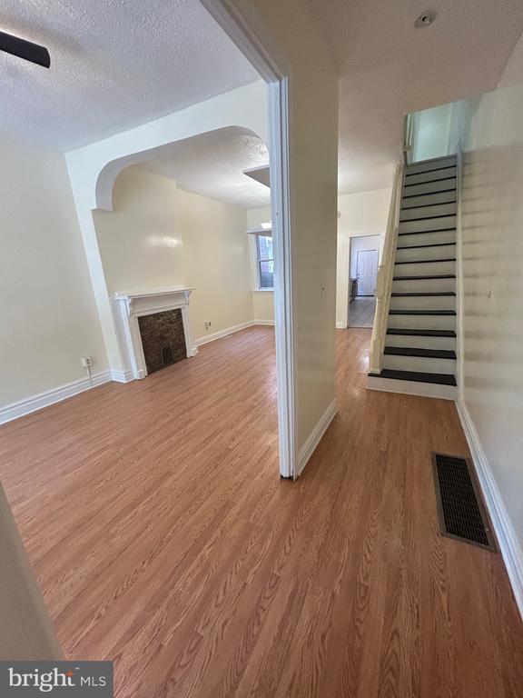 232 MUENCH STREET