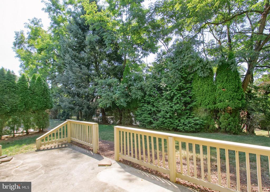 2875 OAKWOOD DRIVE