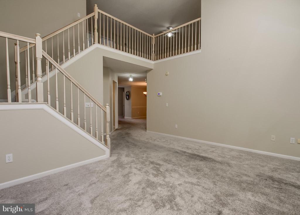 2875 OAKWOOD DRIVE