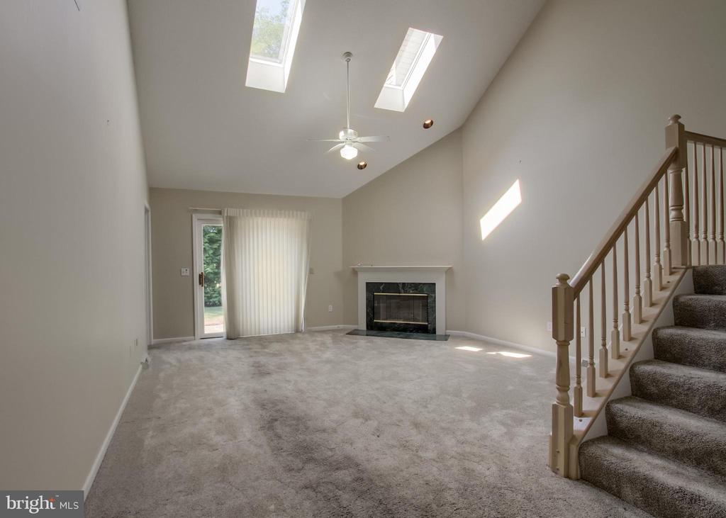 2875 OAKWOOD DRIVE