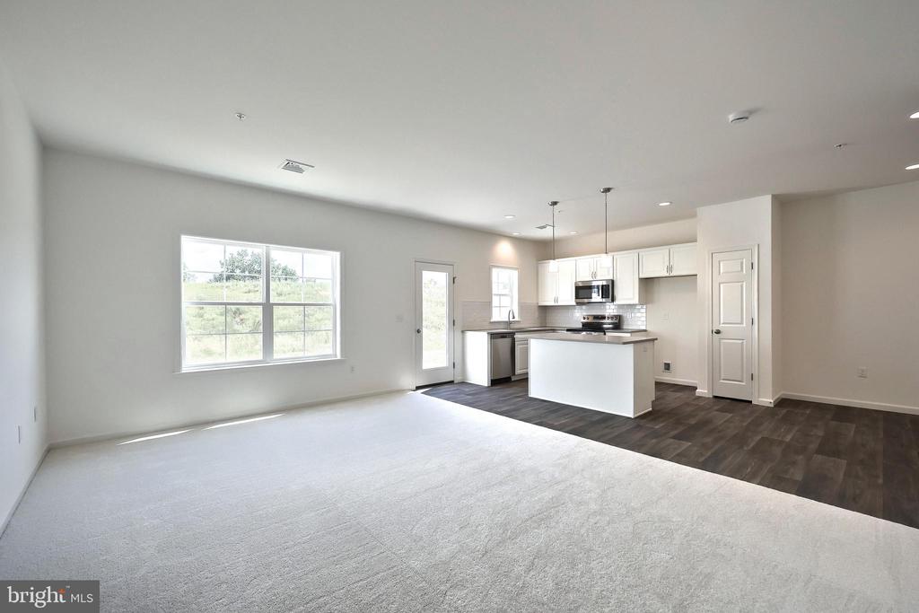 7857 BRIARWOOD DRIVE