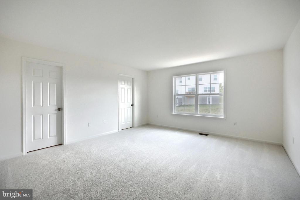 7857 BRIARWOOD DRIVE