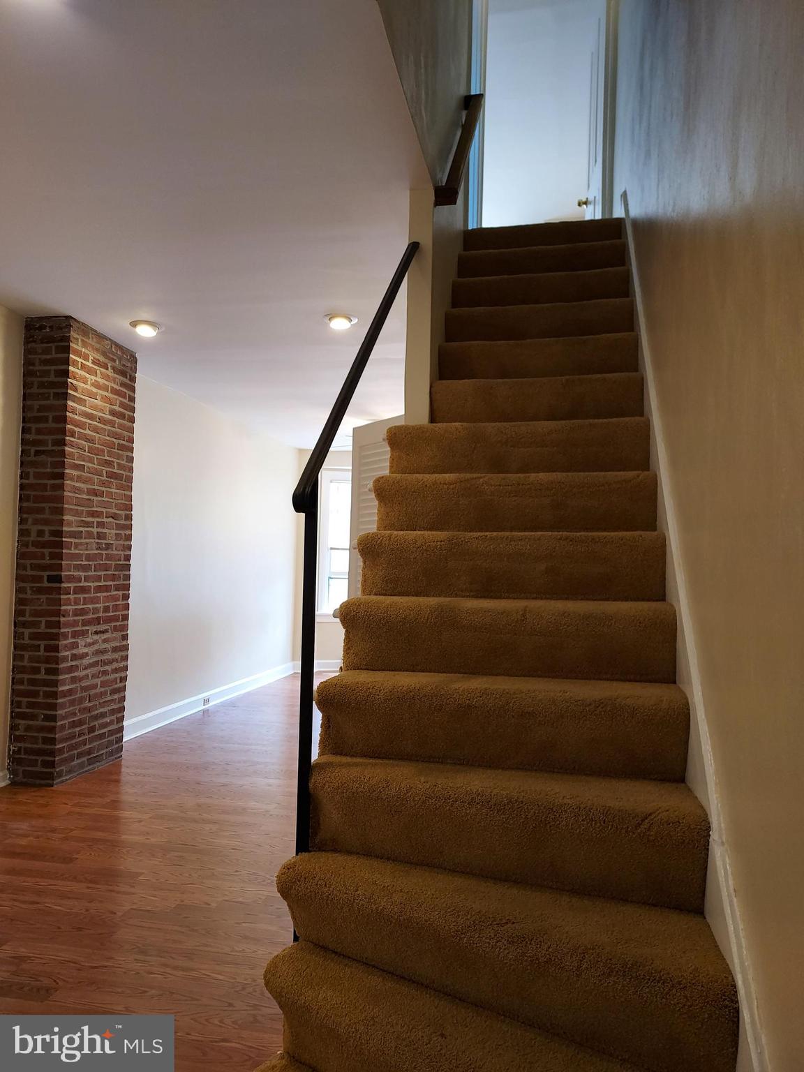 617-619 N 2ND STREET