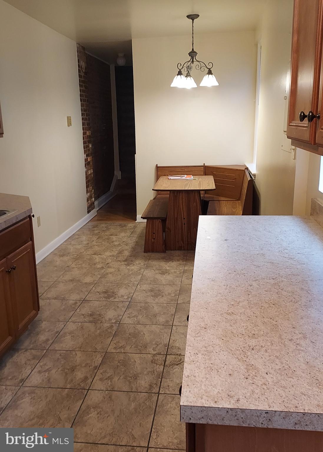 617-619 N 2ND STREET