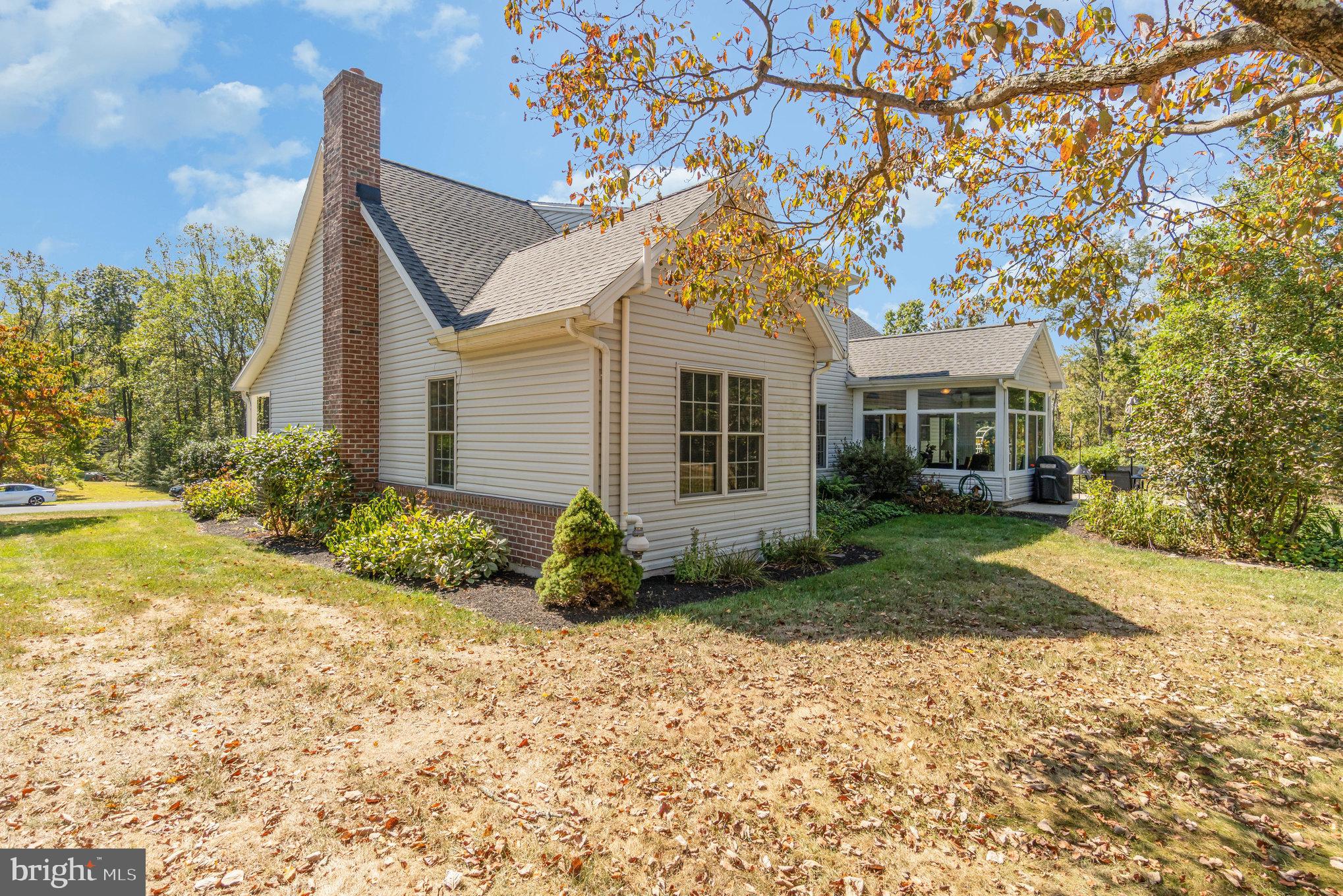 735 HUNT MEADOW DRIVE