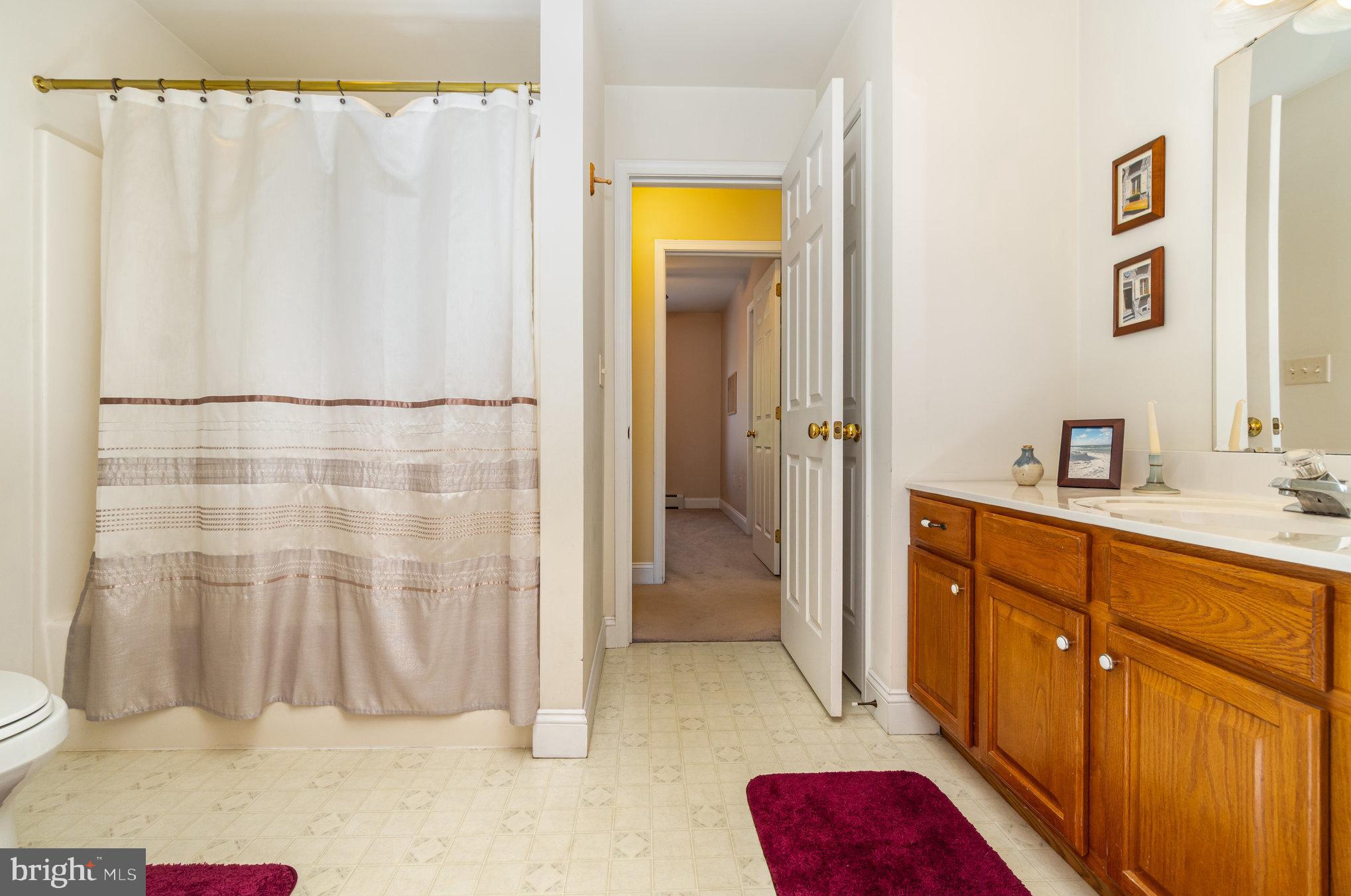 735 HUNT MEADOW DRIVE